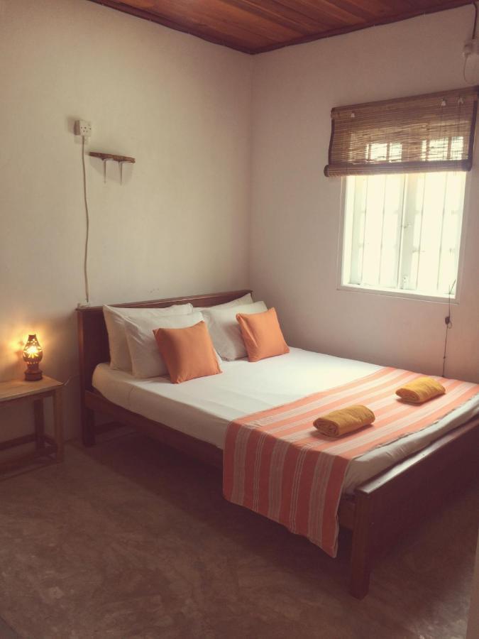 Happyshack Hostel Mirissa Luaran gambar
