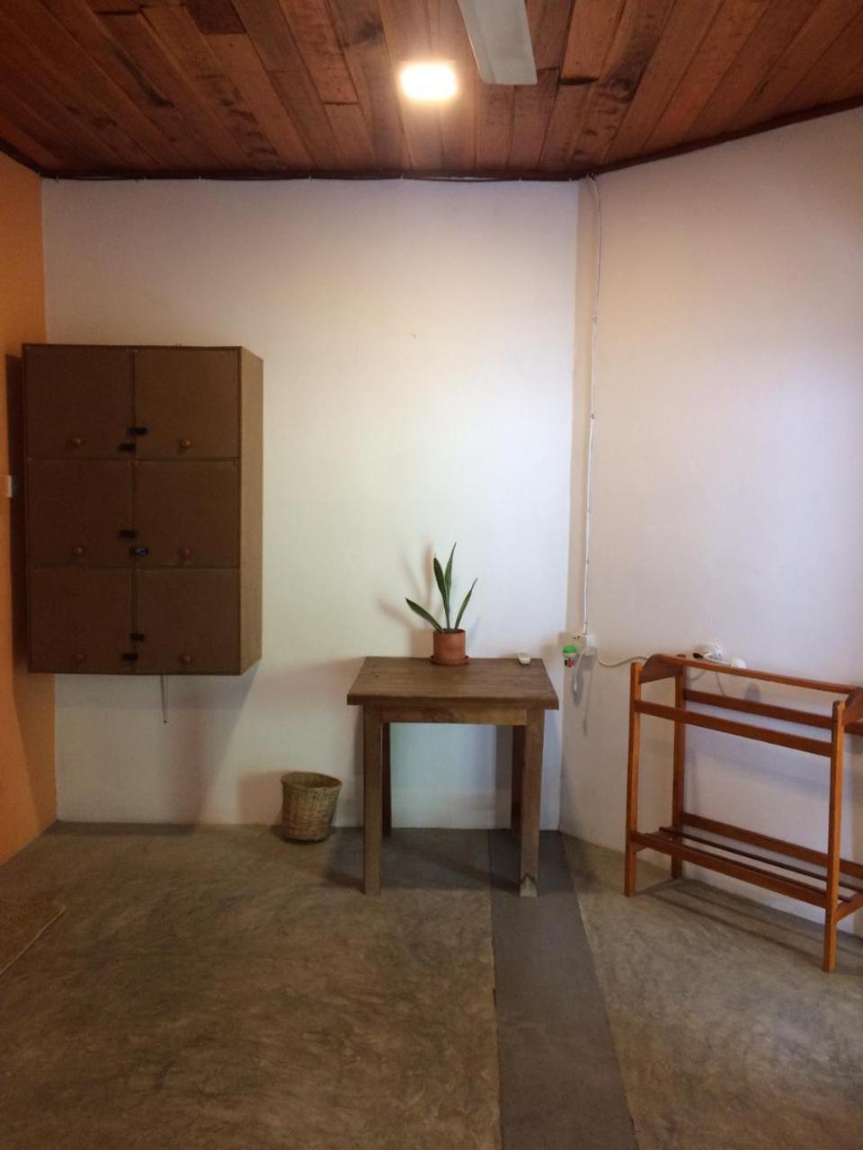 Happyshack Hostel Mirissa Luaran gambar